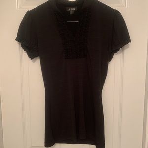 ⭐️A. Buyer Women’s Short Sleeve Top